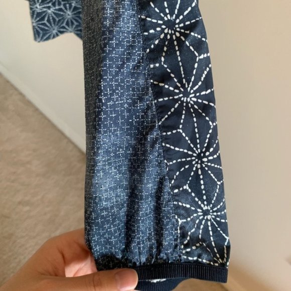 Lululemon Miss Misty Pullover Exploded Sashico Star Windbreak Rain Jacket Size 2 - Picture 10 of 13